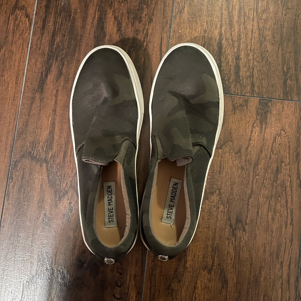 Steve Madden Camo Shoes